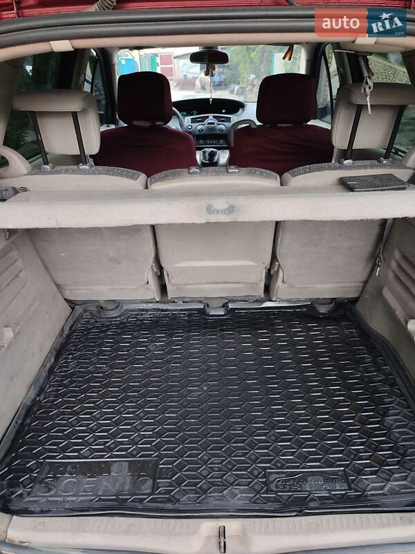 Мінівен Renault Scenic 2004 в Бершаді