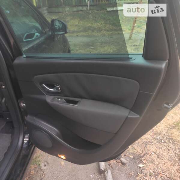 Минивэн Renault Scenic 2010 в Запорожье