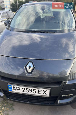 Мінівен Renault Scenic 2010 в Запоріжжі