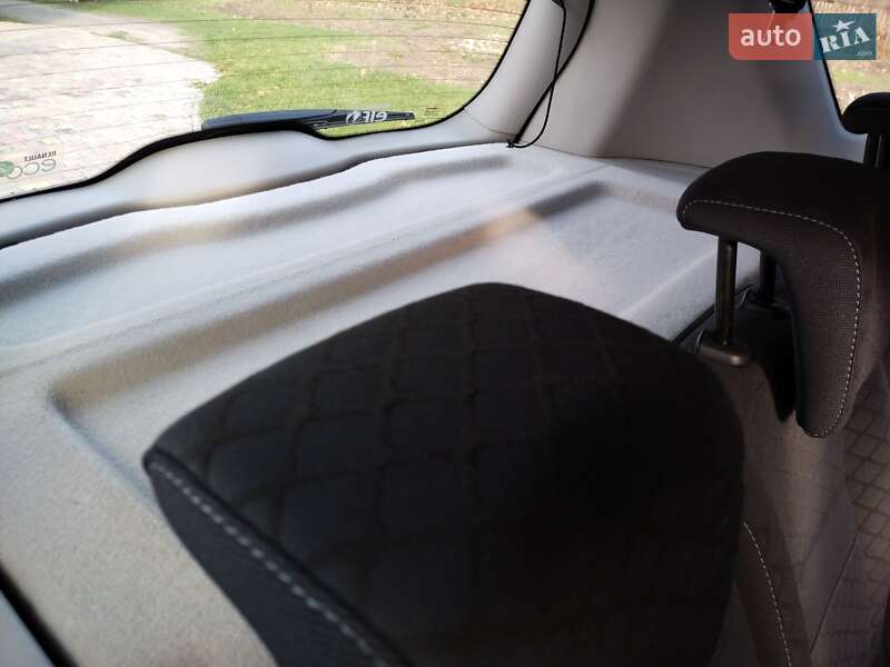 Минивэн Renault Scenic 2010 в Житомире фото 14 Минивэн Renault Scenic 2010 в Житомире