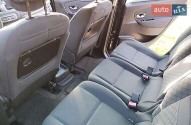 Минивэн Renault Scenic 2010 в 