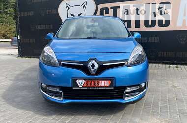 Минивэн Renault Scenic 2015 в 