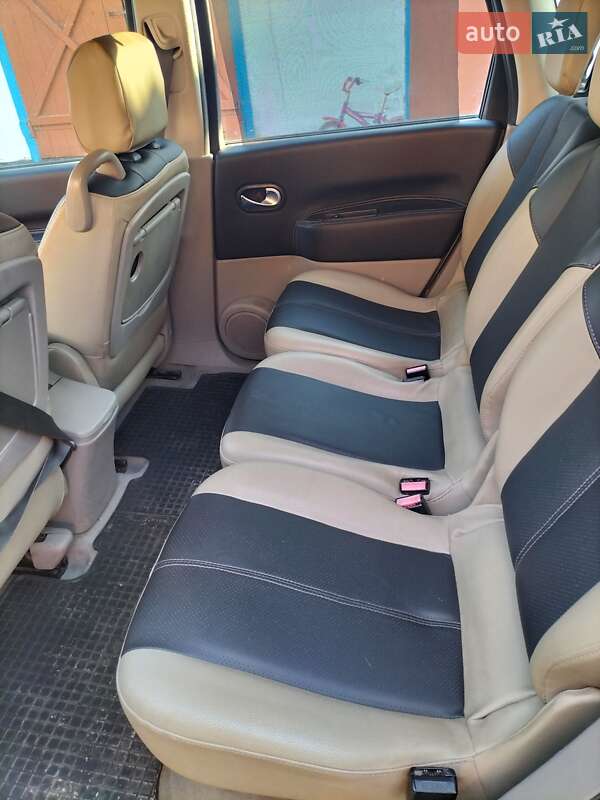 Мінівен Renault Scenic 2004 в Костопілі