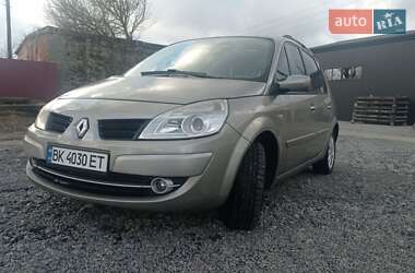 Минивэн Renault Scenic 2007 в Дубно