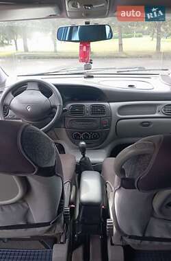 Минивэн Renault Scenic 2001 в 