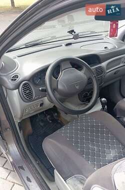 Мінівен Renault Scenic 2001 в Дрогобичі
