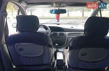 Мінівен Renault Scenic 2001 в Дрогобичі