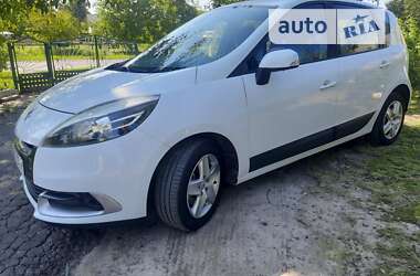 Renault Scenic 2012