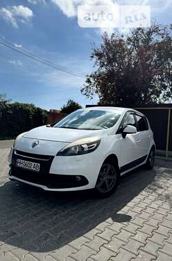 Renault Scenic 2012