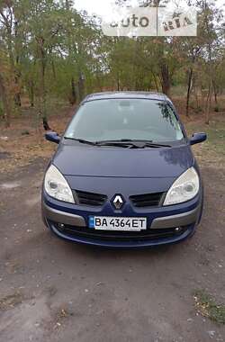 Минивэн Renault Scenic 2007 в Устиновке