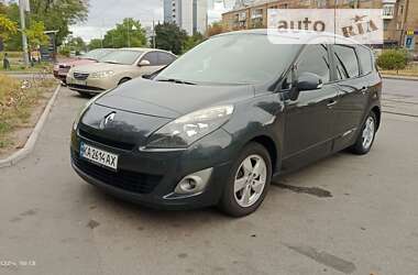 Минивэн Renault Scenic 2011 в Киеве