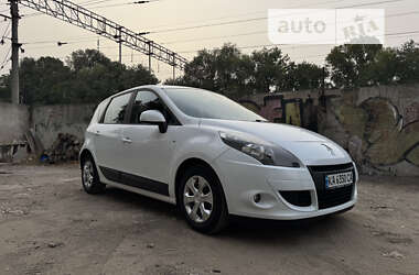 Мінівен Renault Scenic 2009 в Києві