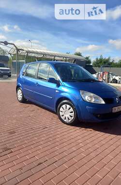 Минивэн Renault Scenic 2007 в Сарнах