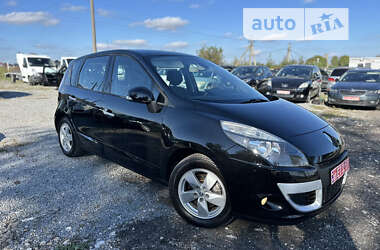 Минивэн Renault Scenic 2011 в Ровно