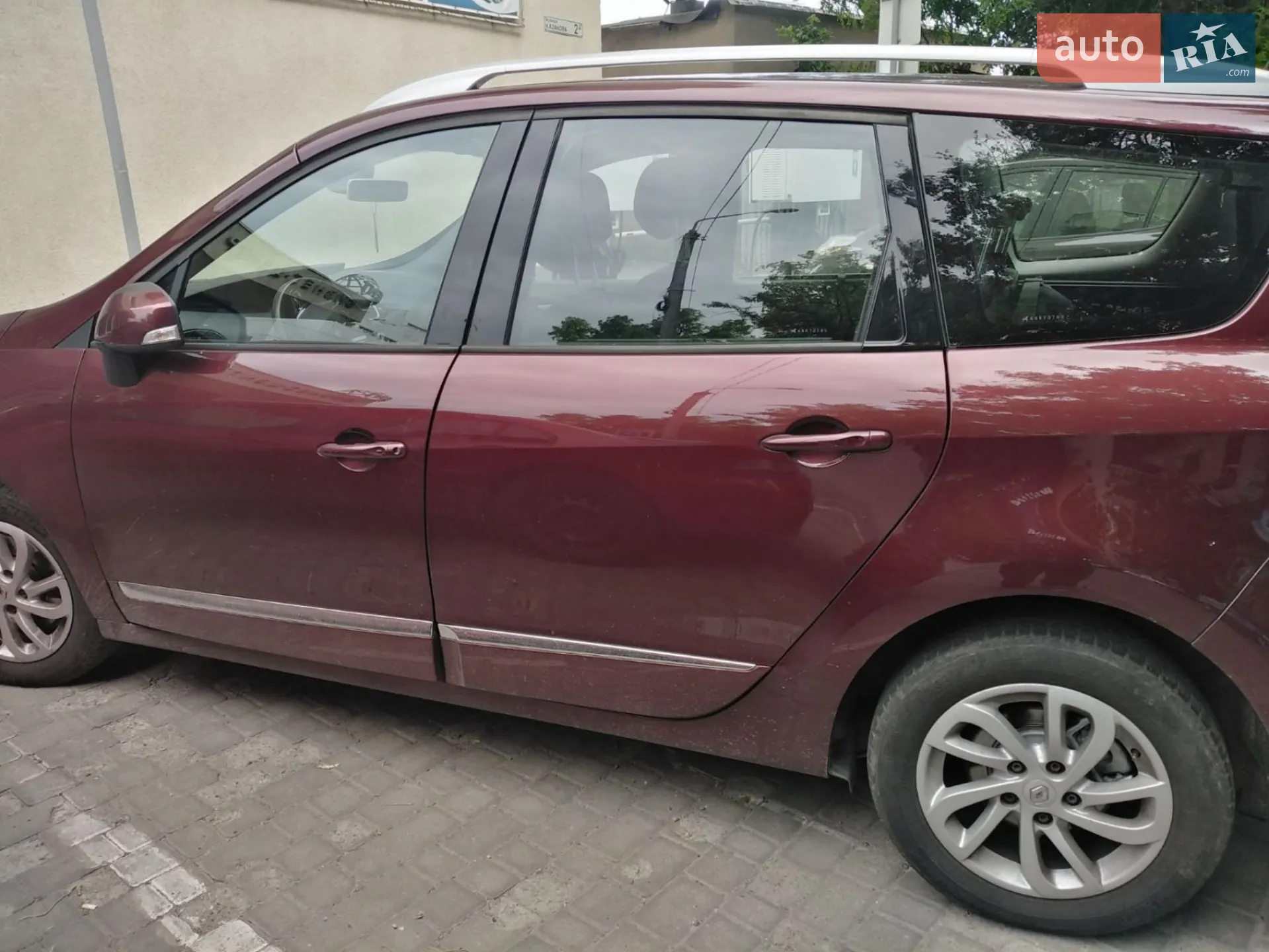 2013 Renault Scenic - мініатюра 2