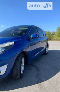 Минивэн Renault Scenic 2011 в Изяславе