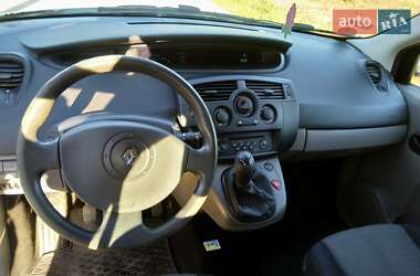 Минивэн Renault Scenic 2003 в 