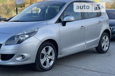 Минивэн Renault Scenic 2011 в Бердичеве