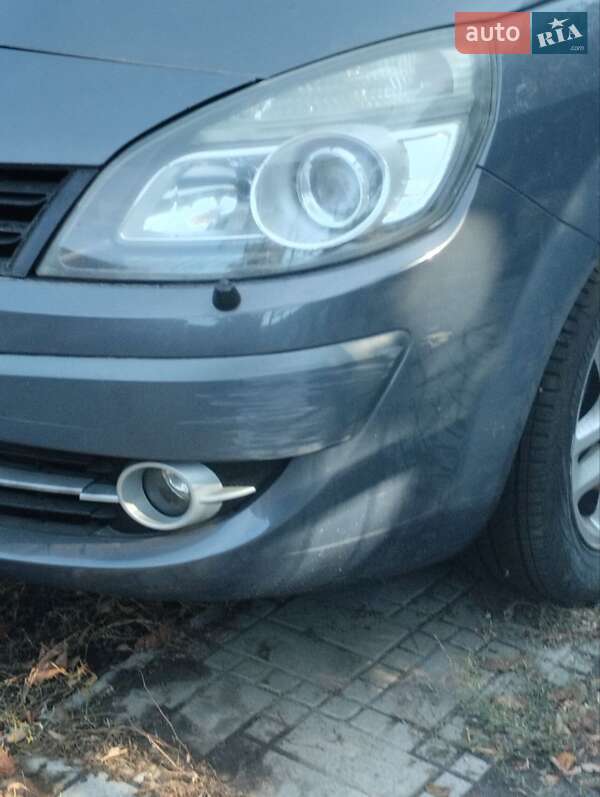 Минивэн Renault Scenic 2007 в Ахтырке