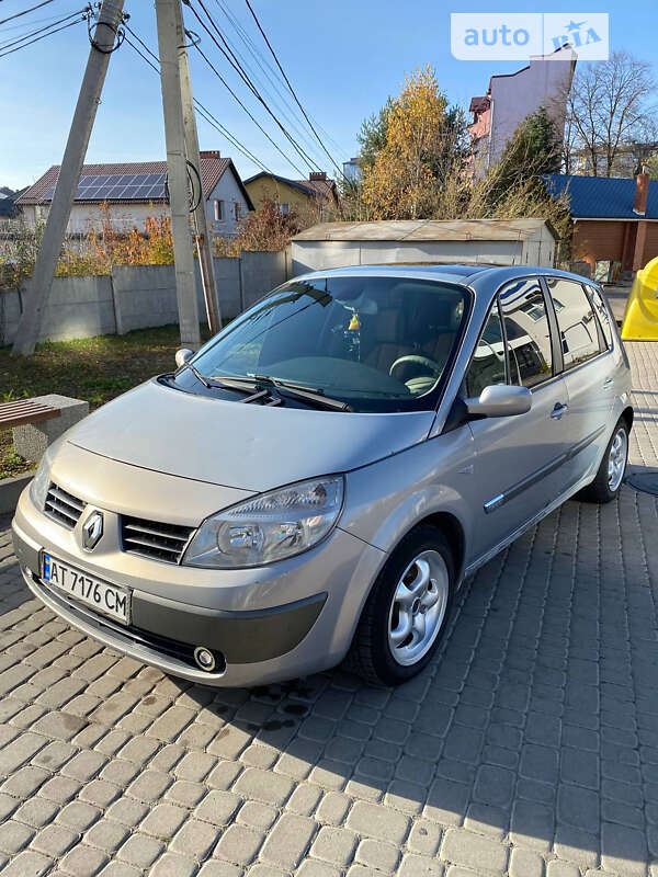 Минивэн Renault Scenic 2005 в Ивано-Франковске