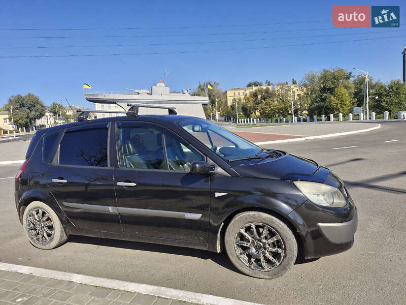 Мінівен Renault Scenic 2004 в Одесі