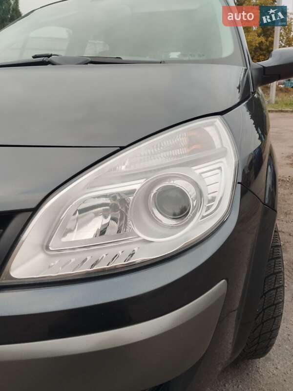 Минивэн Renault Scenic 2007 в Прилуках