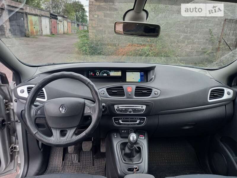 Минивэн Renault Scenic 2010 в Запорожье