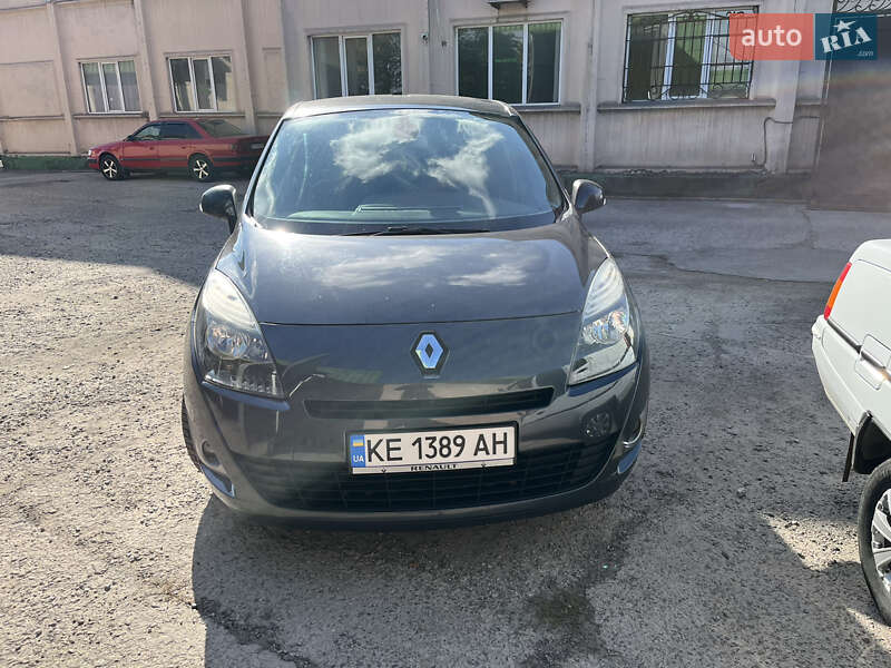 Renault Scenic 2011