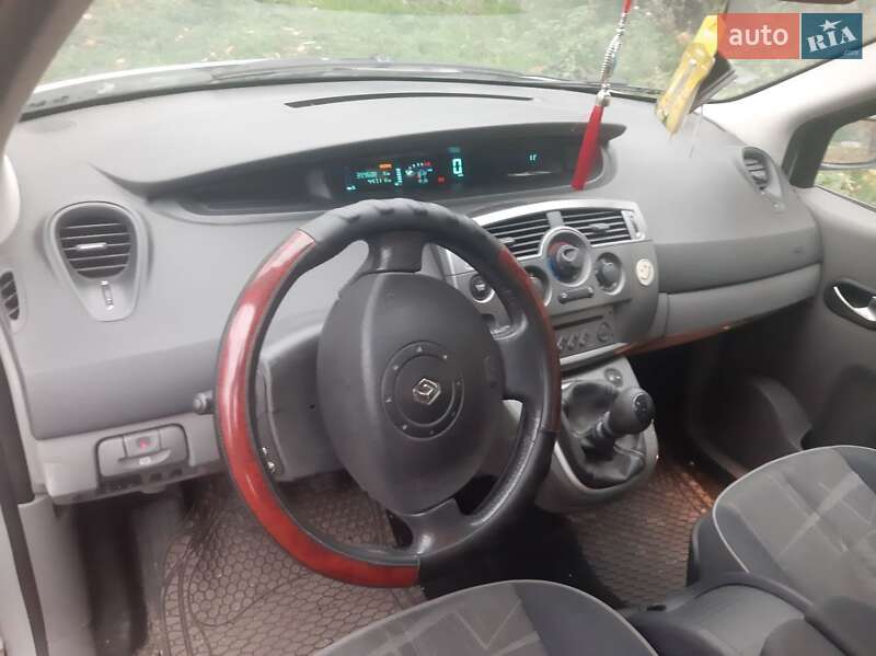 Минивэн Renault Scenic 2004 в Запорожье