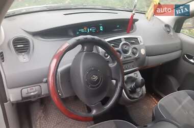 Минивэн Renault Scenic 2004 в 