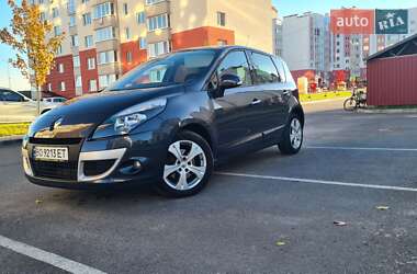 Renault Scenic 2011