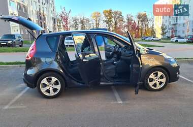 Мінівен Renault Scenic 2011 в Вінниці