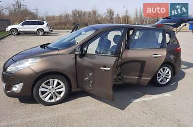 Минивэн Renault Scenic 2011 в Краматорске