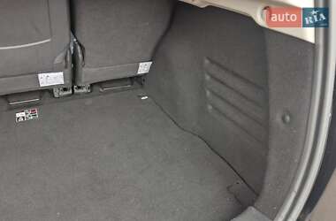 Минивэн Renault Scenic 2011 в 