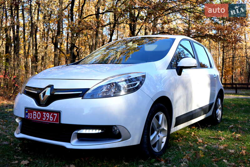 Минивэн Renault Scenic 2013 в Хотине