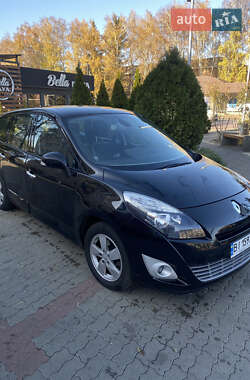 Минивэн Renault Scenic 2011 в Лубнах