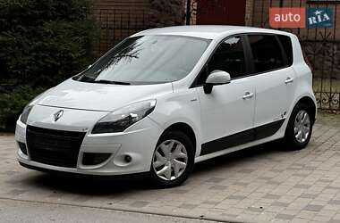 Мінівен Renault Scenic 2011 в Львові