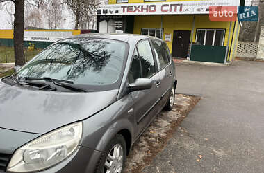 Минивэн Renault Scenic 2005 в Городне