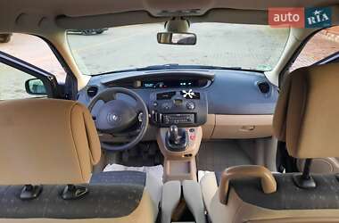 Мінівен Renault Scenic 2006 в Дубні