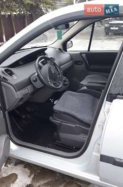 Минивэн Renault Scenic 2004 в Черновцах