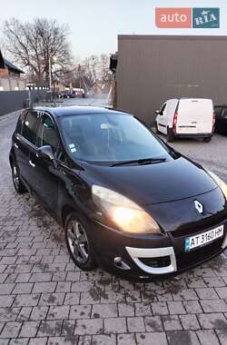 Минивэн Renault Scenic 2010 в Ивано-Франковске