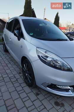 Минивэн Renault Scenic 2013 в Косове