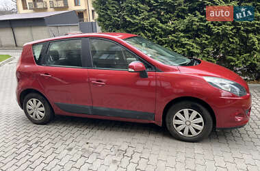 Минивэн Renault Scenic 2010 в Львове