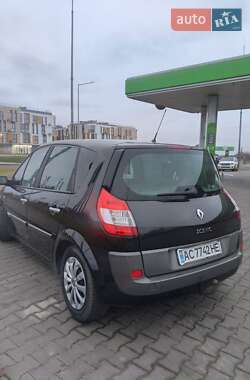 Минивэн Renault Scenic 2005 в Луцке