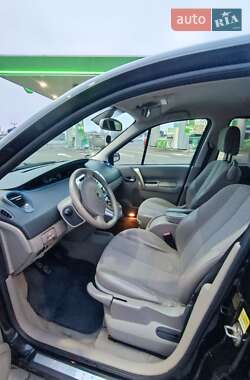 Мінівен Renault Scenic 2005 в Луцьку