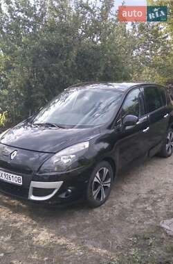 Минивэн Renault Scenic 2011 в Карловке