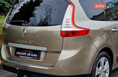 Минивэн Renault Scenic 2010 в Николаеве