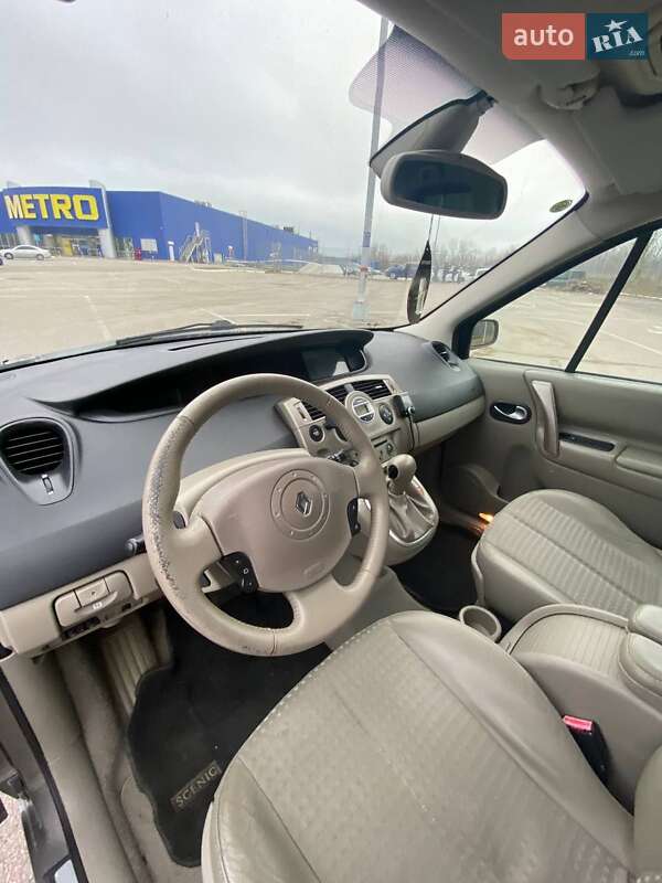 Минивэн Renault Scenic 2004 в Запорожье
