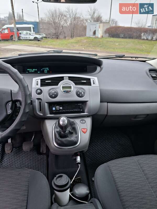 Мінівен Renault Scenic 2008 в Запоріжжі