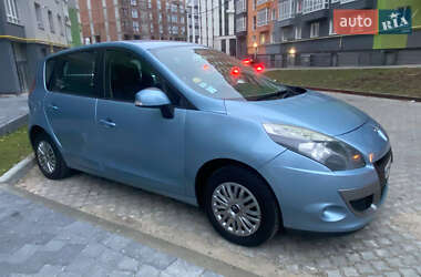 Мінівен Renault Scenic 2010 в Івано-Франківську